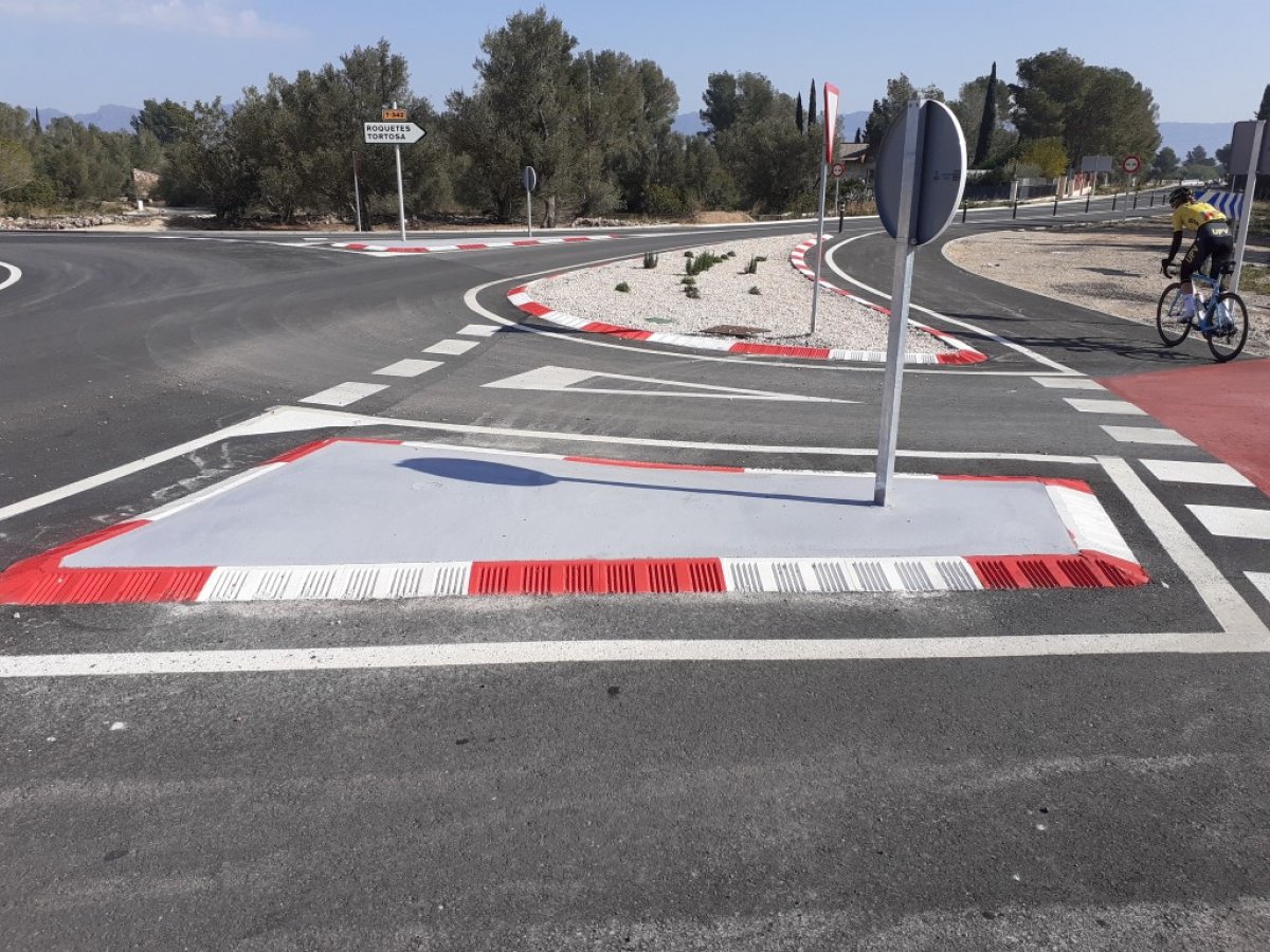 La Diputació de Tarragona ultima les obres de millora de la carretera T-342 entre Roquetes i els Reguers