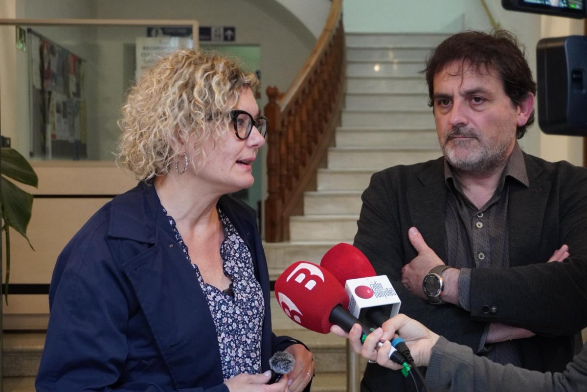 Esquerra - Som Banyoles reclama un canvi de rumb a l'equip de govern de Banyoles i proposa una actualització del Reglament Orgànic Municipal per adaptar-lo als nous temps i garantir la igualtat i la transparència