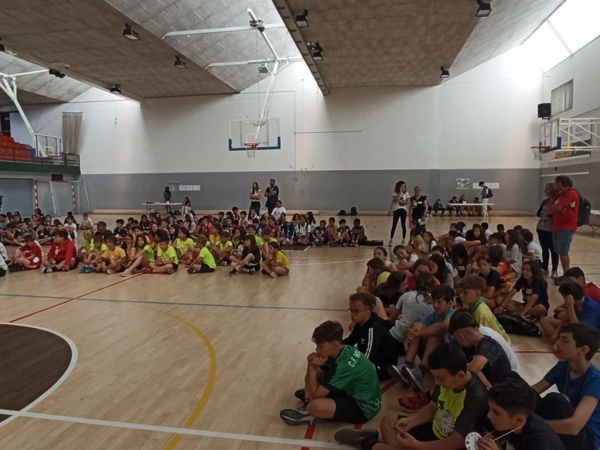 El Pla d'Urgell celebra la 12a edició de l'English Day amb la participació de 385 alumnes 