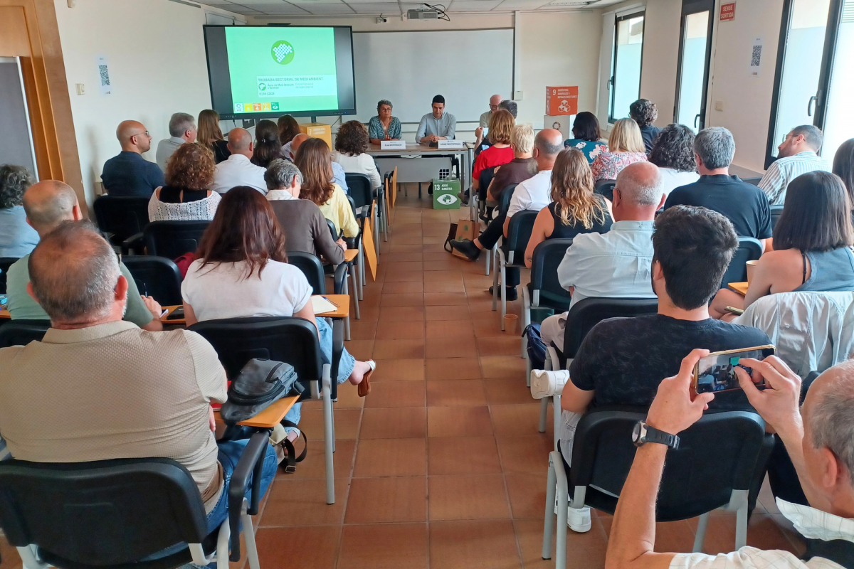 La protecció civil i les energies renovables centren la trobada sectorial de Medi Ambient de la comarca