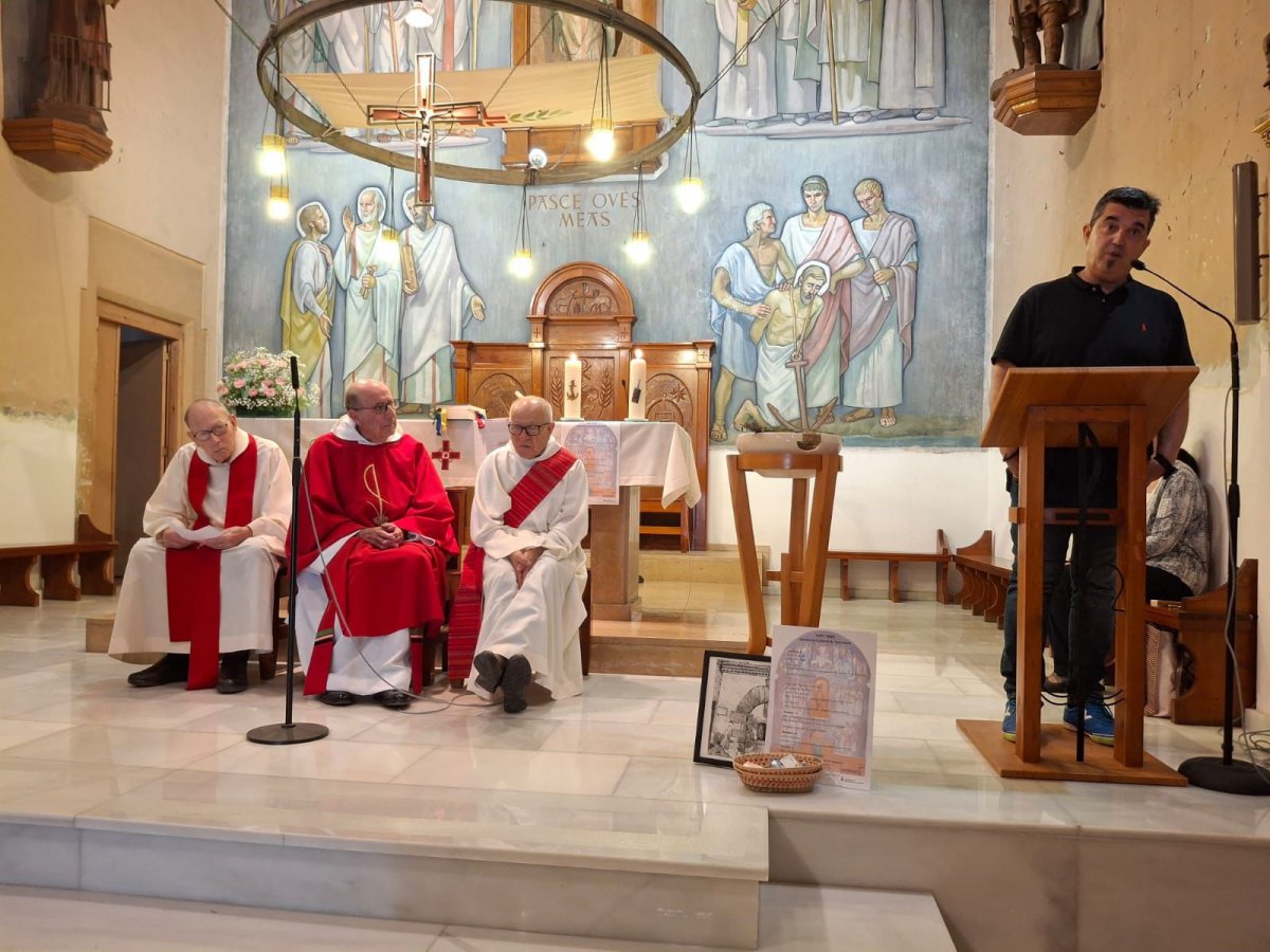 Inaugurada la restauració de les pintures del presbiteri de la parròquia de Sant Climent de Llobregat