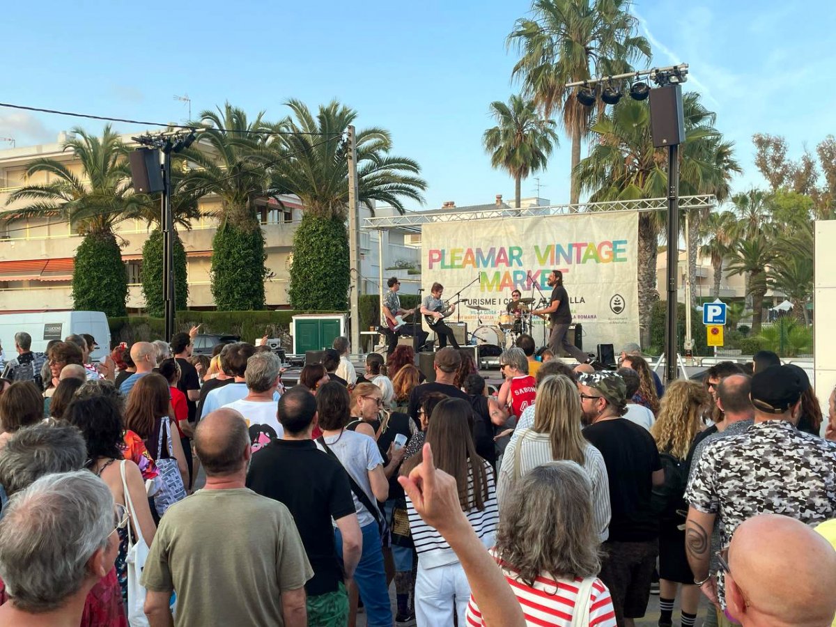 Altafulla tanca amb èxit la desena edició del Pleamar Vintage Market, que consolida el municipi com a referent cultural i festiu de la Costa Daurada