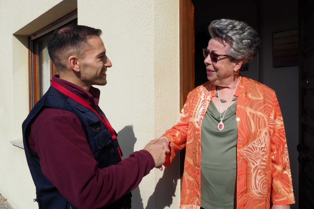 El Servei Local de Teleassistència de la Diputació de Girona reforça l'atenció telefònica preventiva davant  les onades de calor