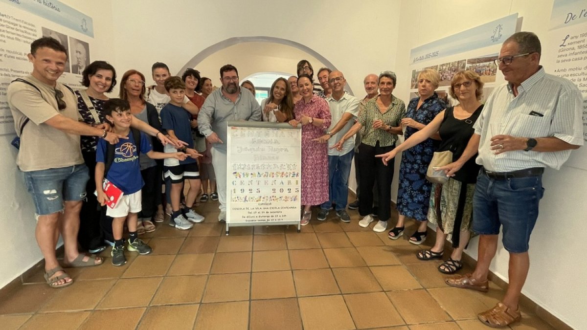 '100 Anys d'Educació Pública' repassa en una exposició el segle de vida de l'Escola Joaquim Ruyra