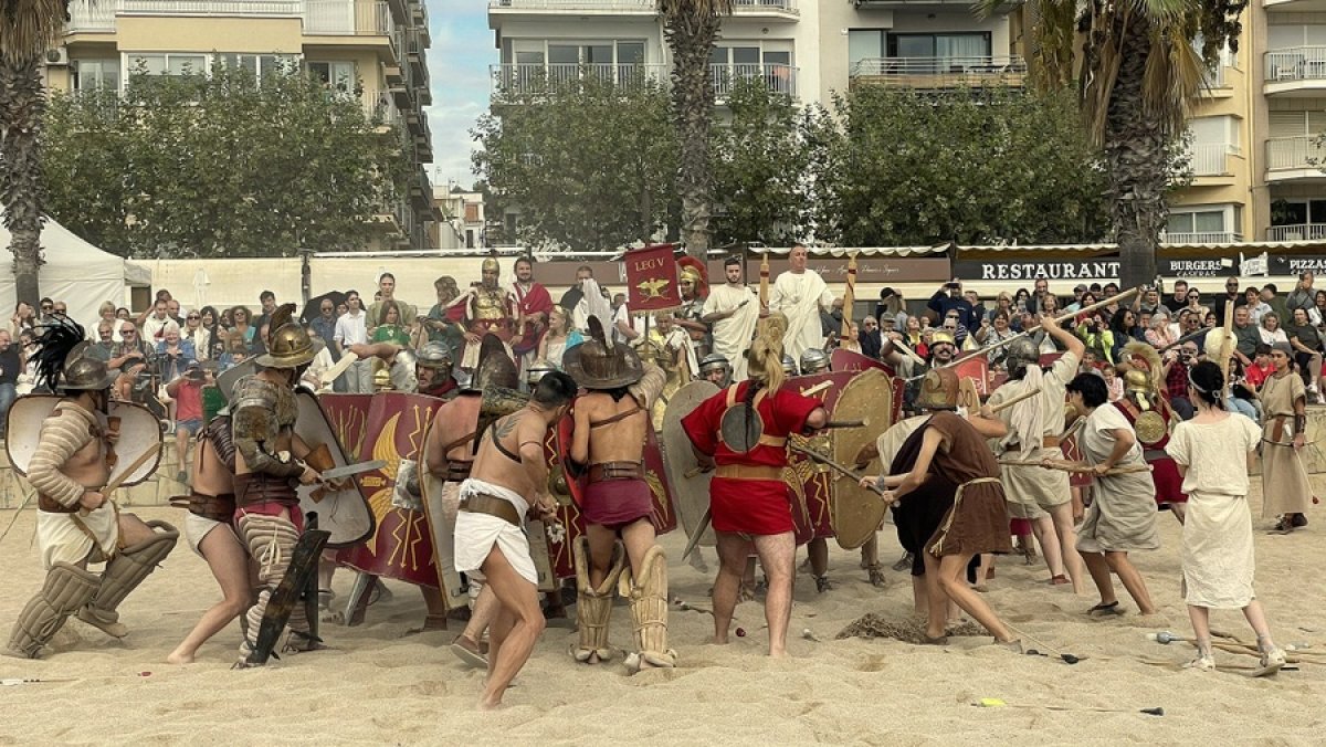 Centenars de persones han viatjat en el temps amb 'Blandae Ciutat Romana', que ha recreat el Blanes de fa 2000 anys