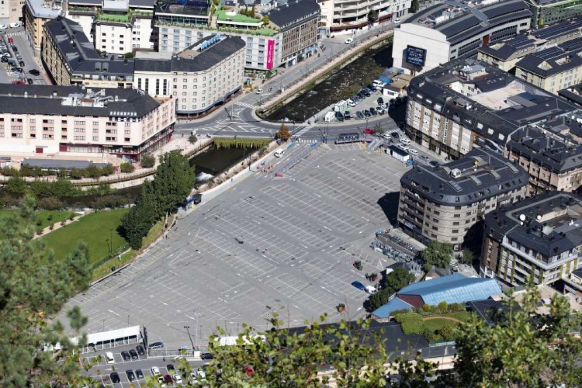 L’aparcament del Parc Central estarà tancat entre el 6 i el 31 d’octubre