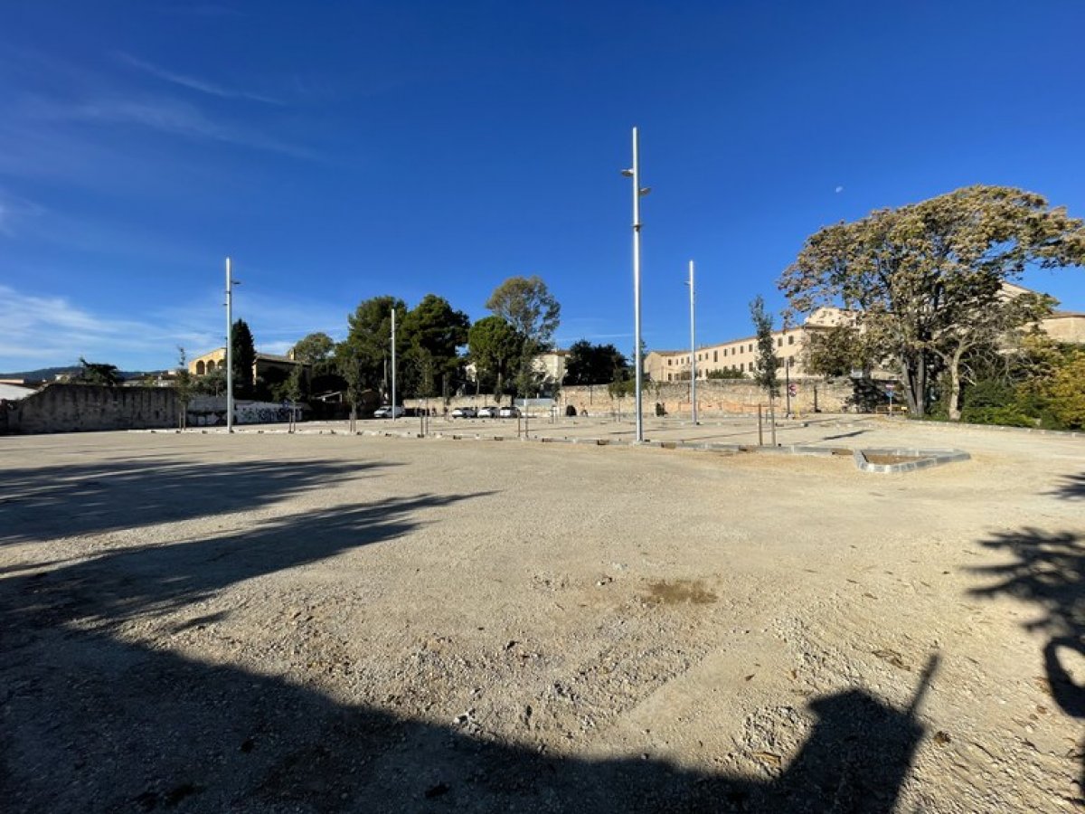 Banyoles habilita més de 120 noves places d’aparcament gratuït a tocar del centre