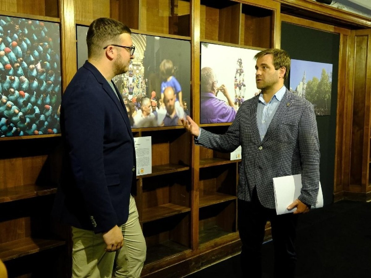 La Casa de Cultura de la Diputació de Girona acull l'exposició «Som castells»