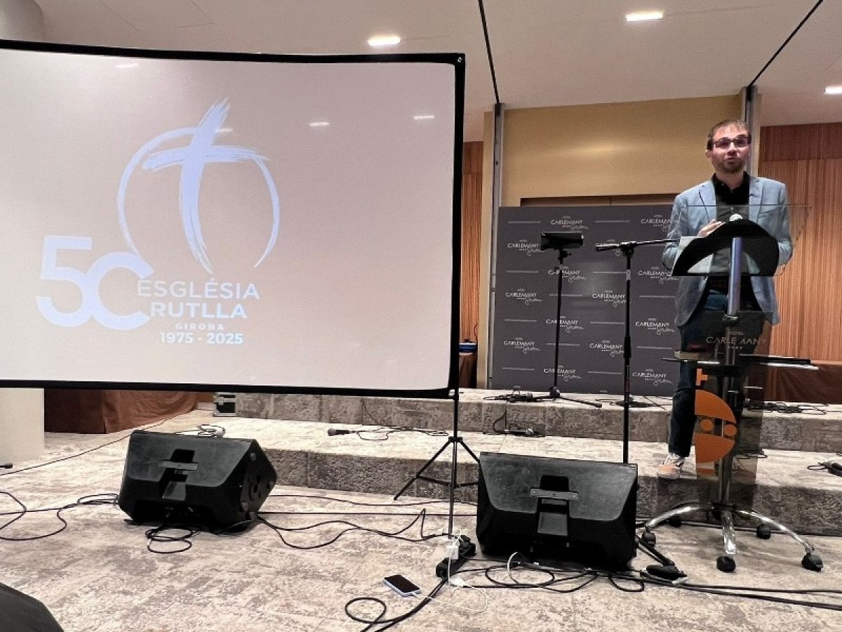 La comunitat de l'església cristiana evangèlica de Girona celebra 50 anys amb un acte a l'Hotel Carlemany