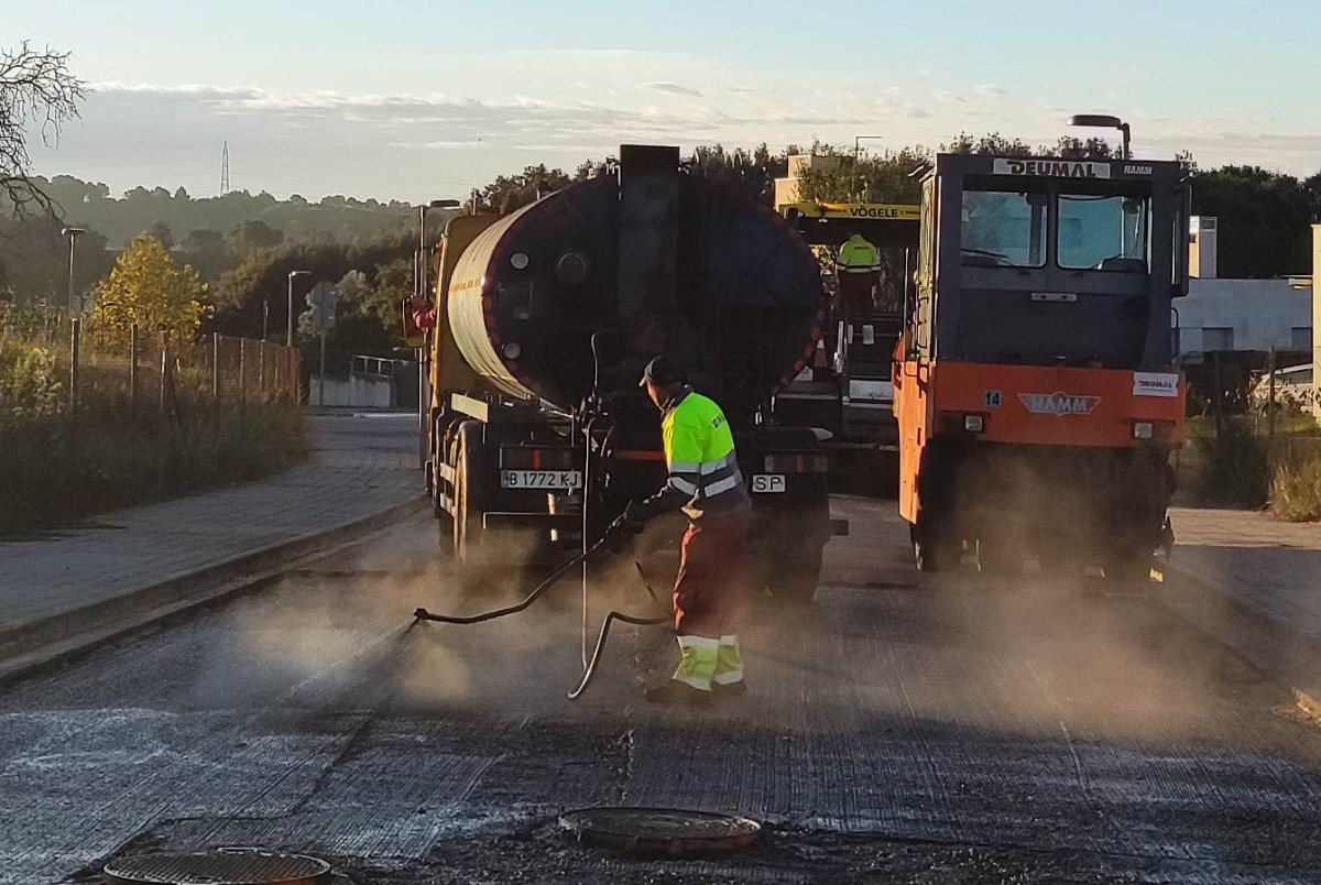 L’Ajuntament  de les Franqueses inicia les obres de reparació d’asfalt en diverses zones del municipi per millorar la seguretat i el manteniment de la via pública