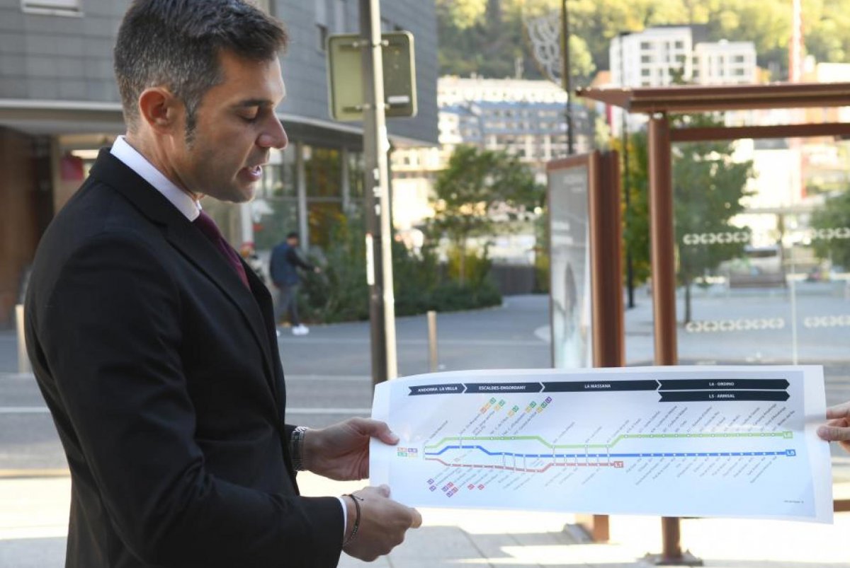 El Govern millora les freqüències i els horaris del bus nacional per a la temporada d’hivern