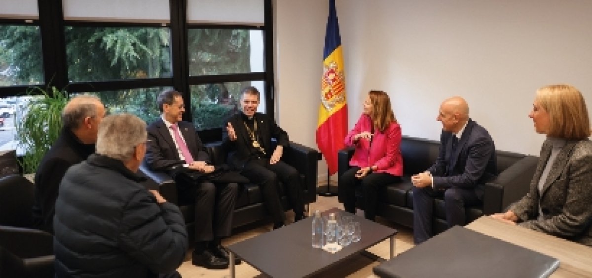 Escaldes-Engordany acull la primera visita oficial del copríncep episcopal