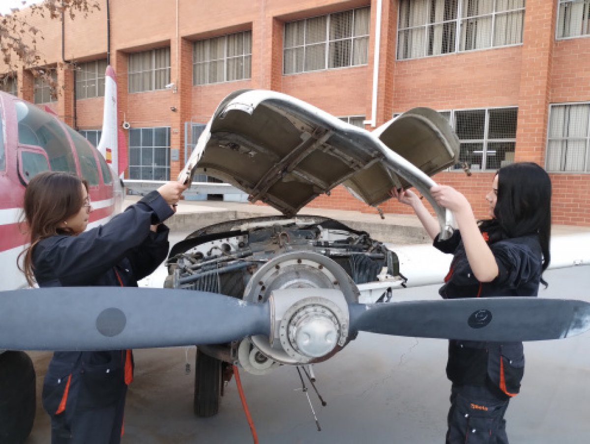 L’Institut Illa dels Banyols, seleccionat com a centre d’excel·lència d’FP en l’àmbit aeronàutic