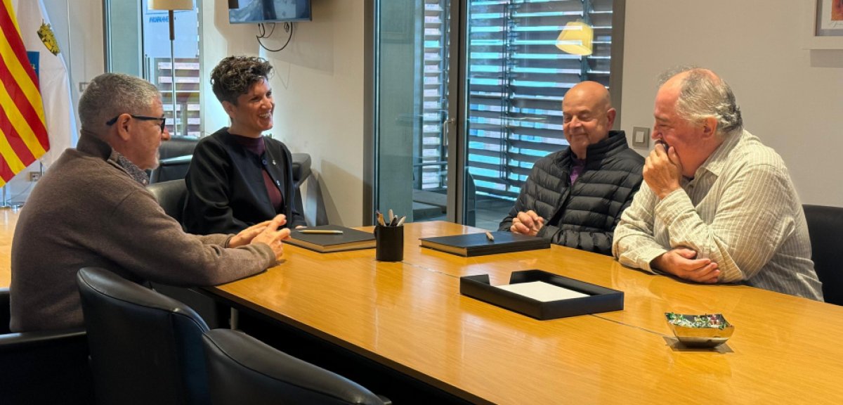 L’Ajuntament del Prat i DEPANA signen un conveni per coordinar esforços contra la proposta d’ampliació de l’aeroport