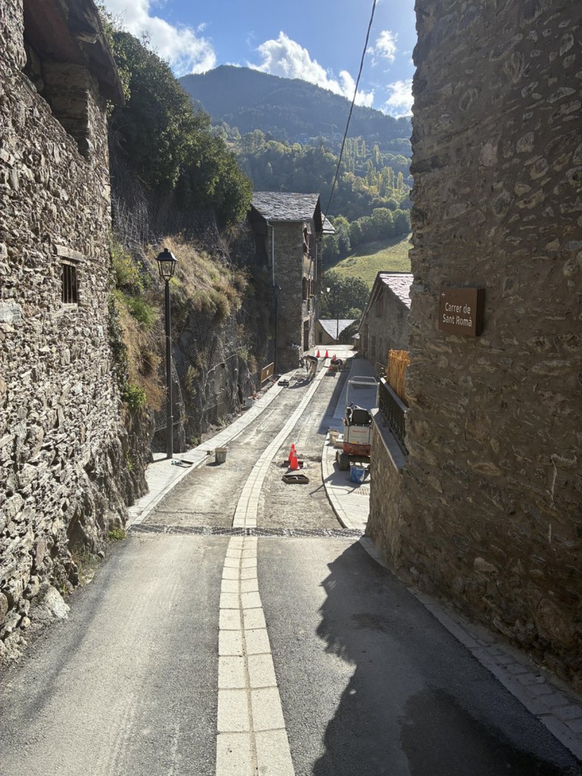 Tancament total del carrer de Sant Romà del 19 al 21 de novembre pels treballs de remodelació de la zona més estreta