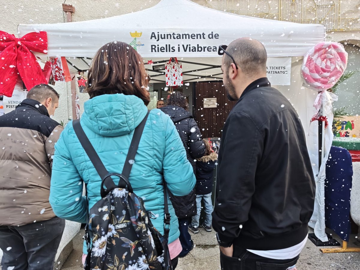 Riells i Viabrea clou amb èxit la 5a Fira de Nadal 