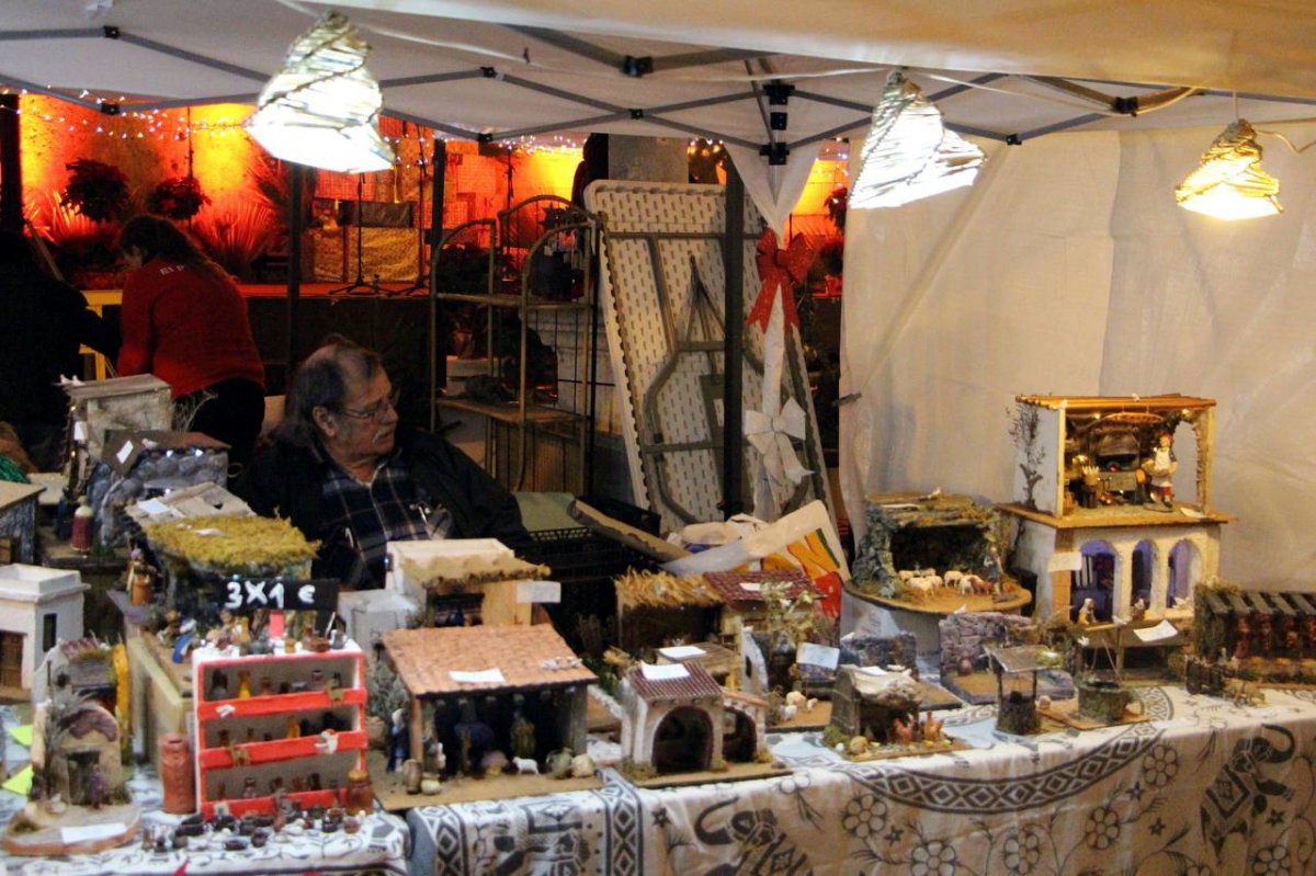 Altafulla encén l’esperit de les festes amb la Fira de Nadal 2025