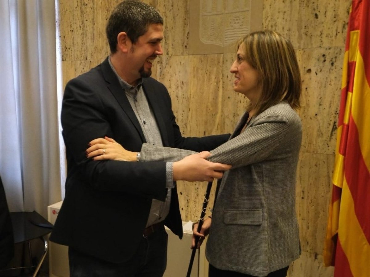 El vicepresident primer, Pau Presas, assisteix a la investidura de Cristina Alarcón com a nova alcaldessa de Salt