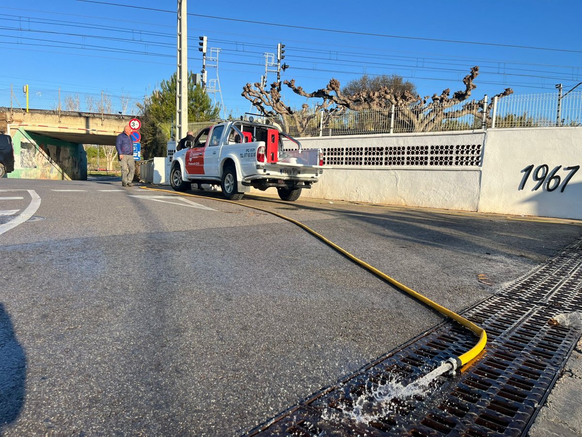 Altafulla incorpora maquinària de bombament d’aigua per lluitar contra les inundacions