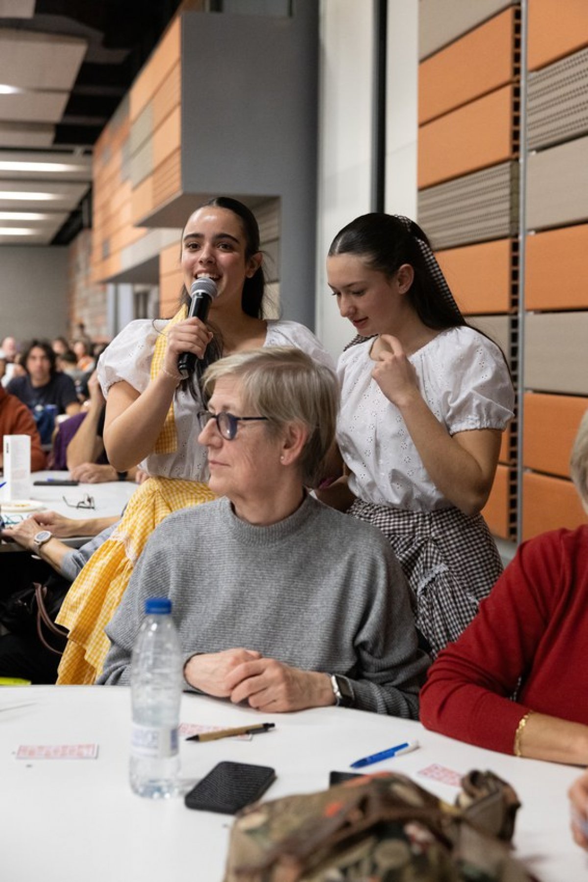 Prop de 500 persones participen al Quinto de Nadal intergeneracional