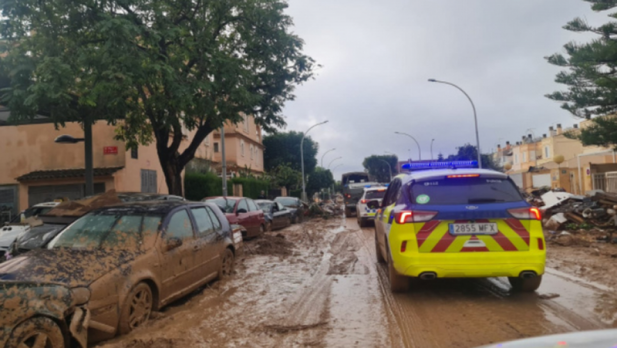 Els set policies locals del Prat de Llobregat enviats al País Valencià per col·laborar a les zones afectades per la DANA finalitzen la seva missió
