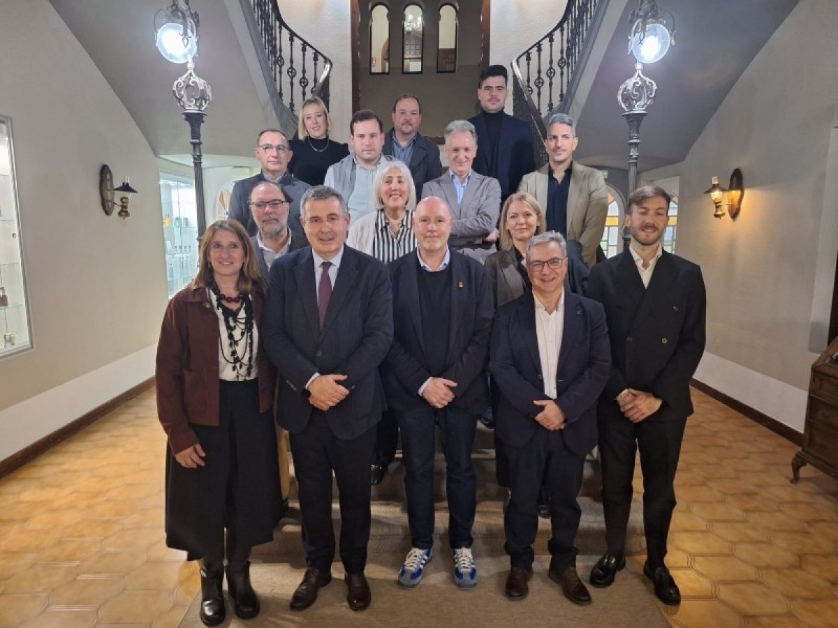 Rebuda institucional al president de la Diputació d'Ourense en el marc del Consell de Govern i la jornada de la Xarxa de Viles Termals de la Federació Espanyola de Municipis i Províncies