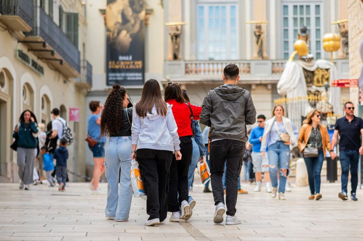 L' Ajuntament de Figueres incrementarà els establiments adherits en la nova campanya dels vals de descomptes per fomentar el comerç local