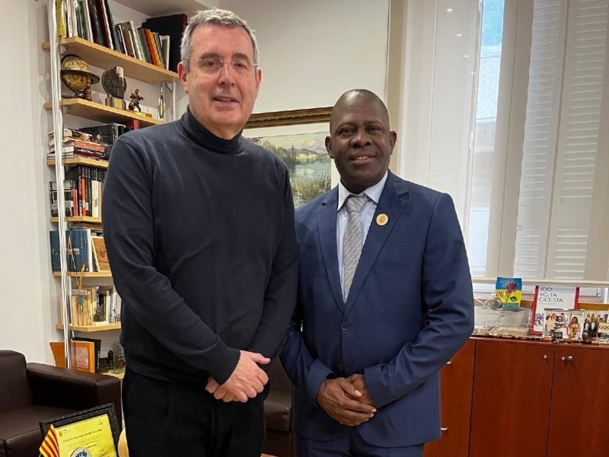 Trobada institucional del president, Miquel Noguer, amb l'alcalde de Diannah Malary (Senegal)