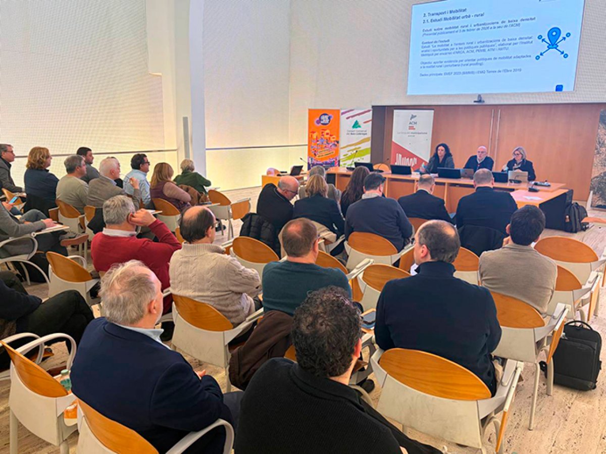 El Fòrum Comarcal de l’ACM es reuneix per avançar cap a un nou model de finançament comarcal