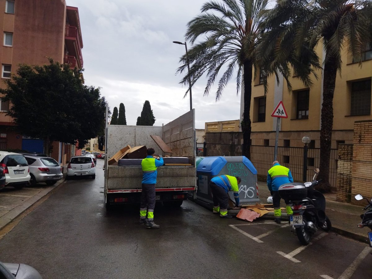 El 60% dels voluminosos de Mataró es recullen amb el servei de recollida a domicili