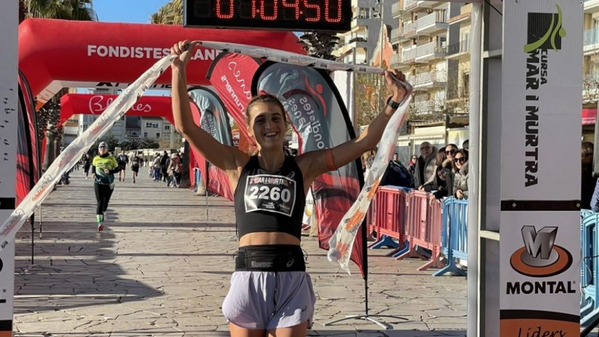 Buba Sabaly i Elisabet Martín guanyen la 36a Cursa Mar i Murtra de Blanes, la clàssica de 20 km