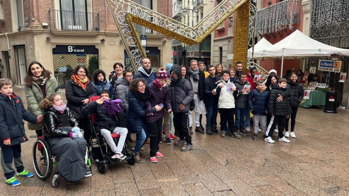 Les Escoles Especials Llar de Sant Josep de la Diputació munten una parada de Nadal